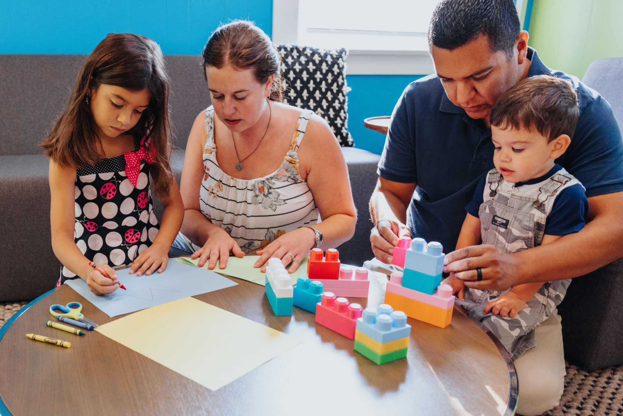 Read more about the article Ultimate List: Conversation Starters for Kids